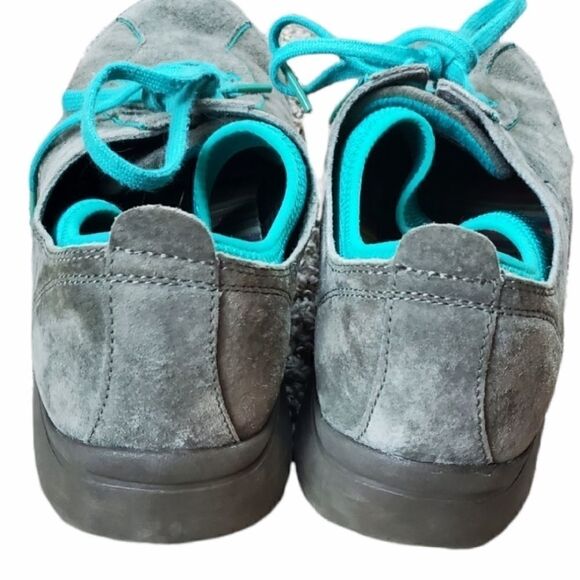 Gray & Turqoise Dansko Suede Shoes - Picture 4 of 6